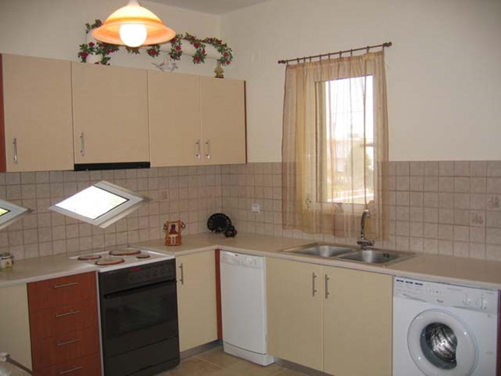 Argoliki Thalassa Míloi Zimmer foto
